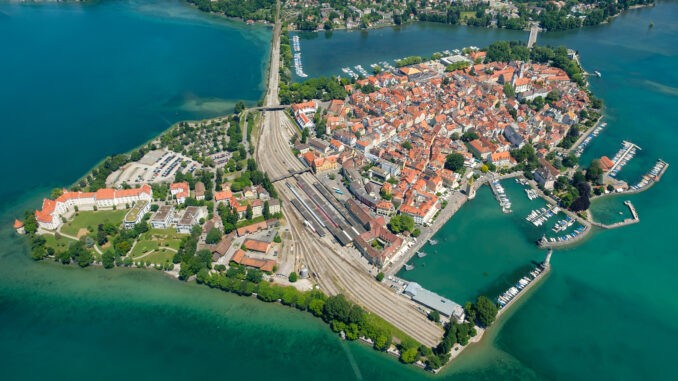 Luftaufnahme Insel Lindau mit Hafen und Yachthafen